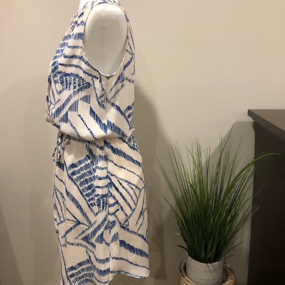 GAP Drawstring Waist Dress - Picture 2 of 8